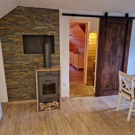 Koca Na Pikovem Črna na Koroškem