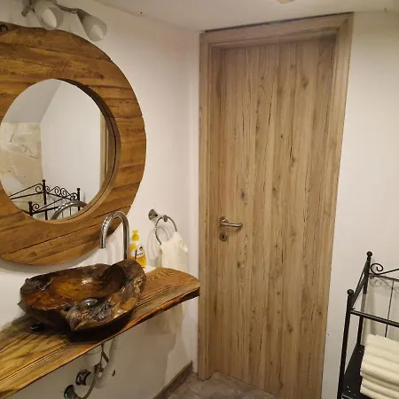 דירה Koca Na Pikovem Crna na Koroskem